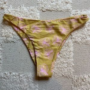Benoa Swim Honey Hibiscus Celma Bottom